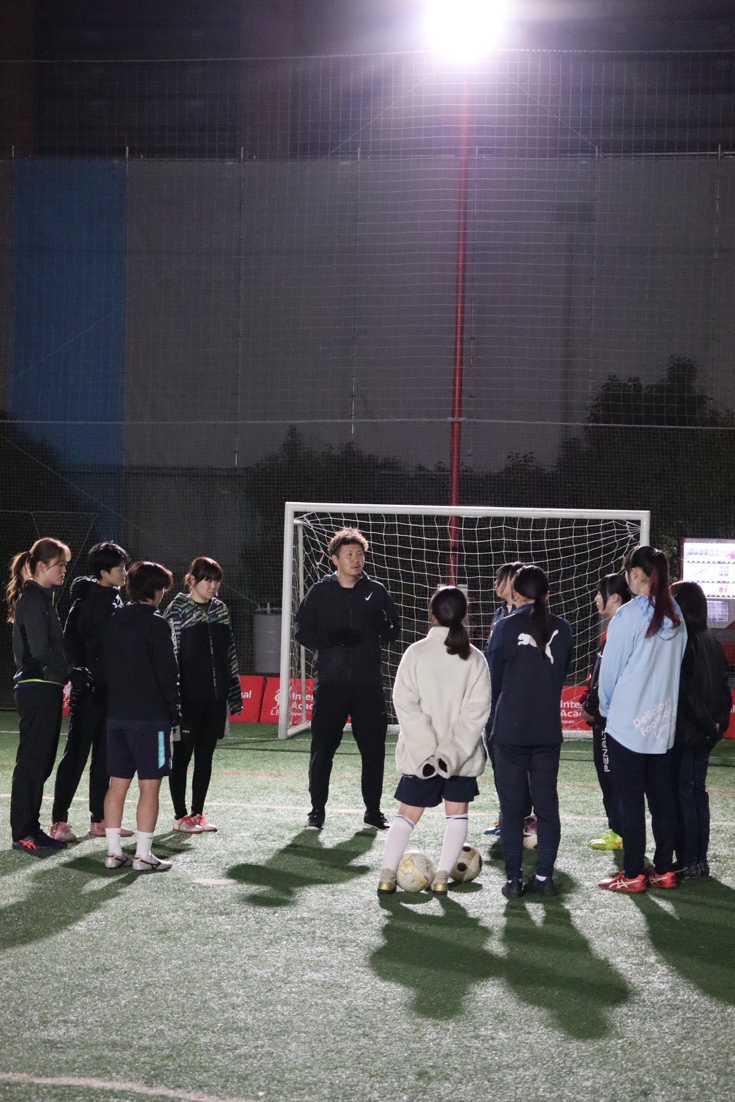 Ladies Training Photo 4